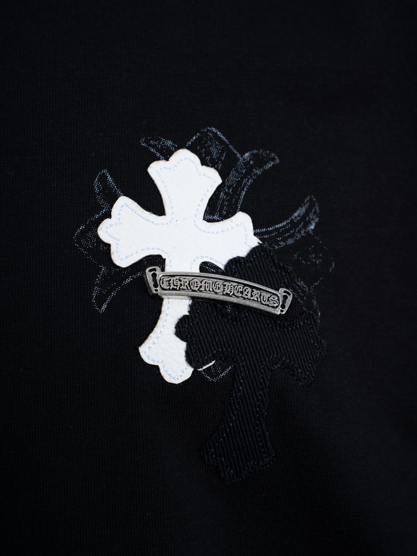 Chrome Hearts Cross Badge Graphic Short-Sleeve T-Shirt — detail